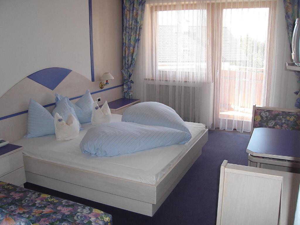 Sporthotel Rasen Rasùn di Sotto Екстериор снимка