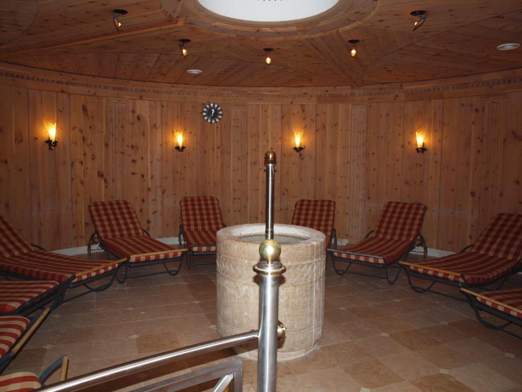 Sporthotel Rasen Rasùn di Sotto Екстериор снимка